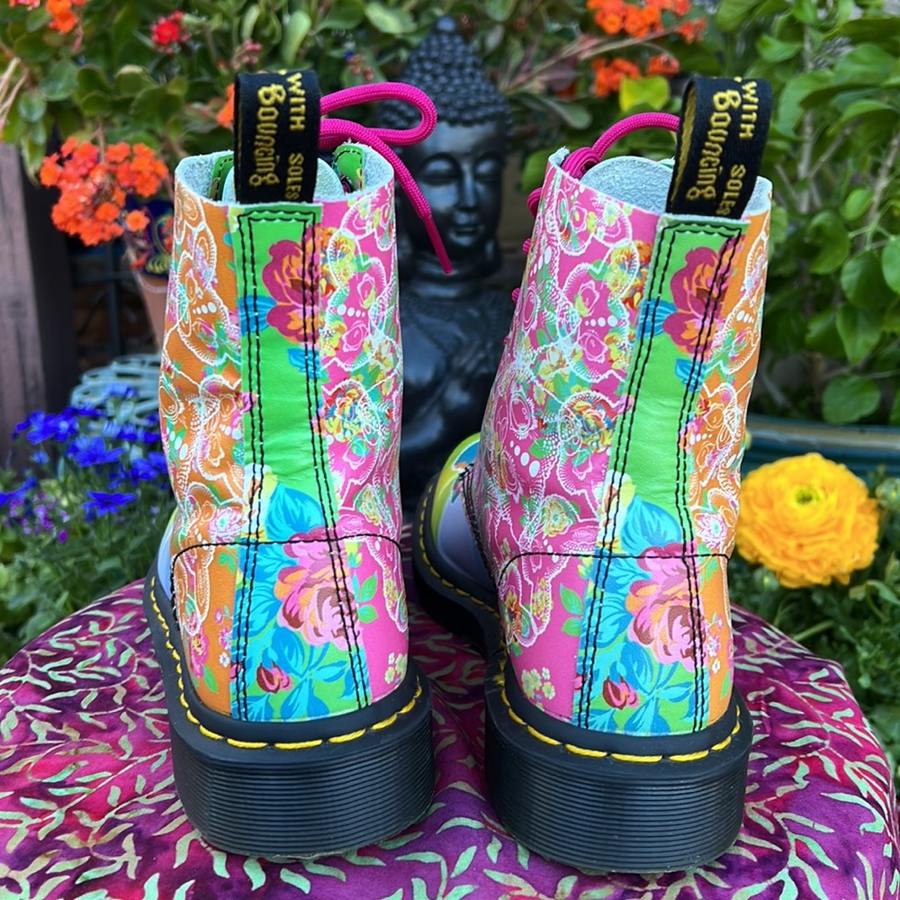 Dr. Martens Colorful Retro Psychedelic Pascal Daze Floral Combat Boots EC 🥰 - Picture 8 of 17